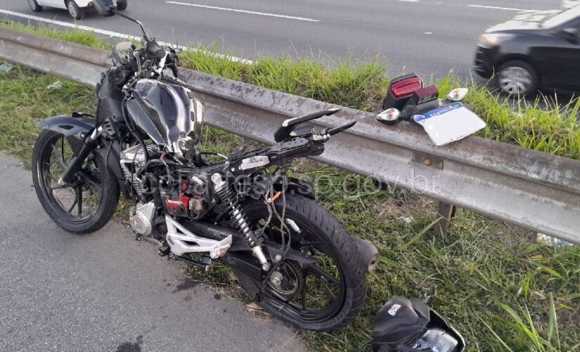 Motorista do veículo que atingiu a moto fugiu do local sem prestar socorro