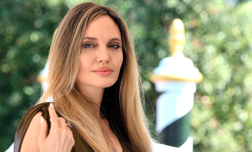 Com 50 anos, Angelina Jolie já esteve nas manchetes internacionais por muitas razões, mas tudo isso poderia ter sido interrompido precocemente