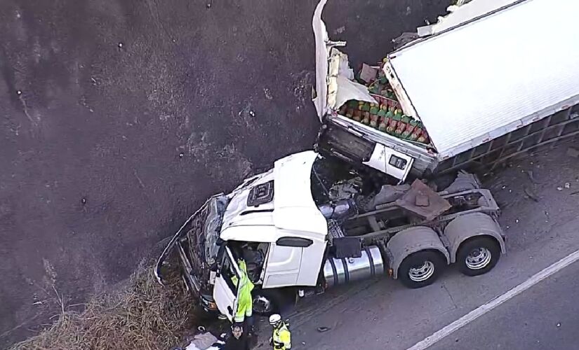 Acidente ocorreu na altura do quilômetro 60, no sentido de São Paulo