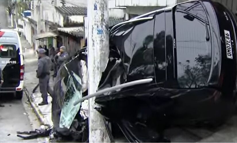 Acidente aconteceu na rua Professor Leonídio Allegretti, na altura do número 996