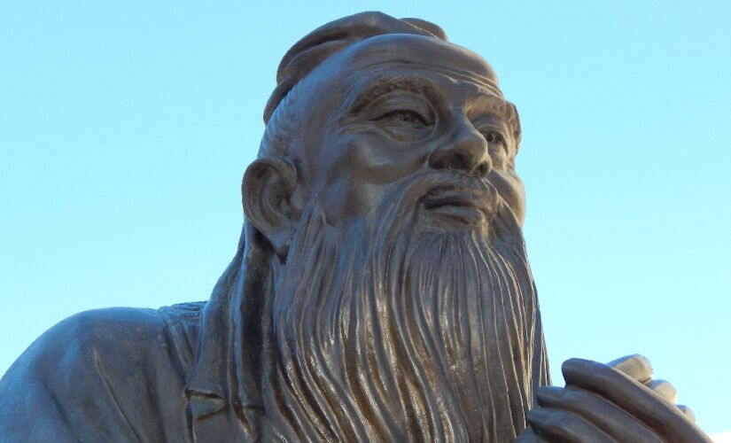 Confúcio foi um grande filósofo chinês e é reverenciado até hoje.