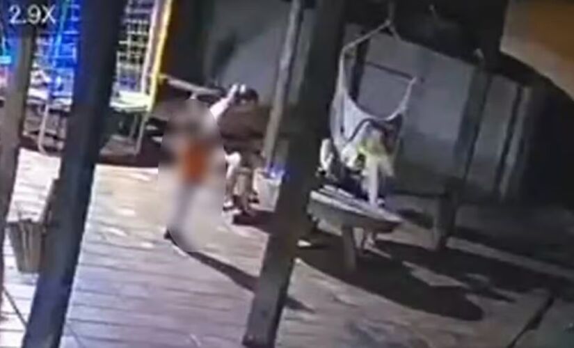 Tiros atingiram a mulher no braço e no tórax