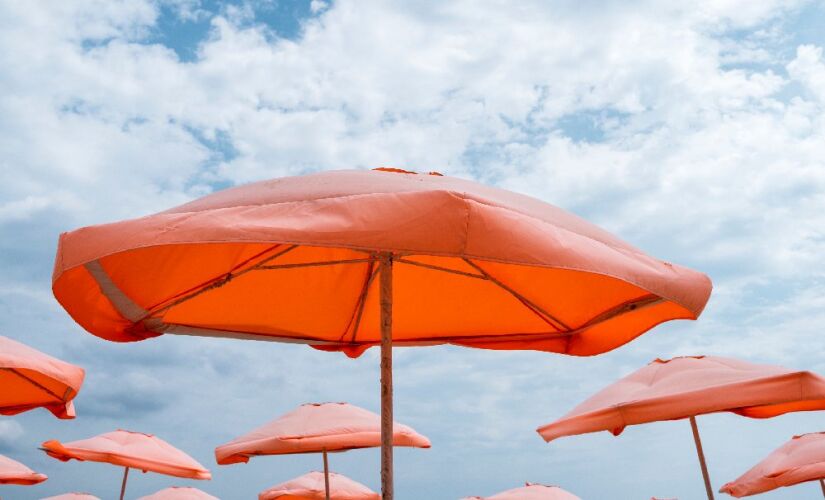 Produto promete substituir guarda-sóis nas praias