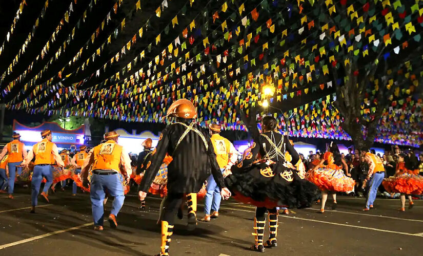 Festa, que tem entrada gratuita, promete uma programação com danças e comidas típicas