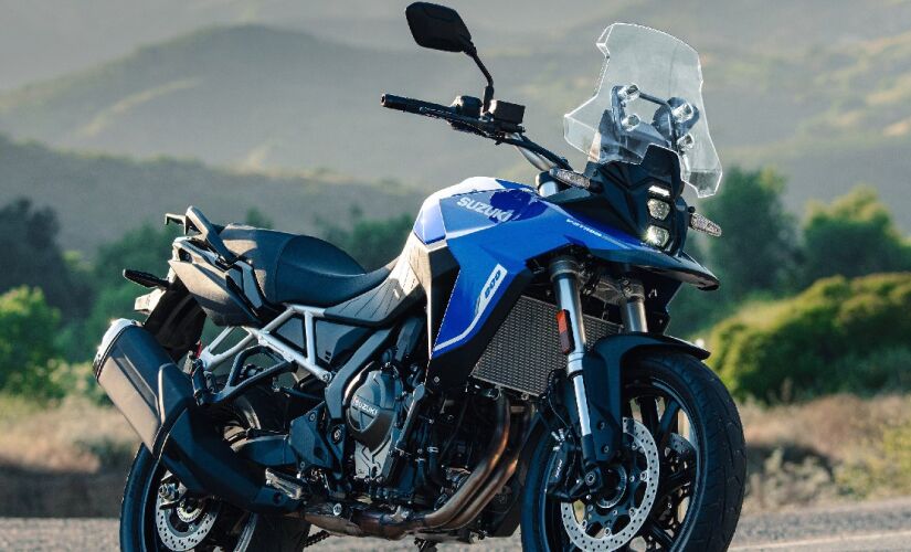  Suzuki lançou três modelos de peso: a esportiva GSX-8R, a big trail V-Strom 800 na versão com rodas de liga leve e a sport crossover GSX-S1000GX