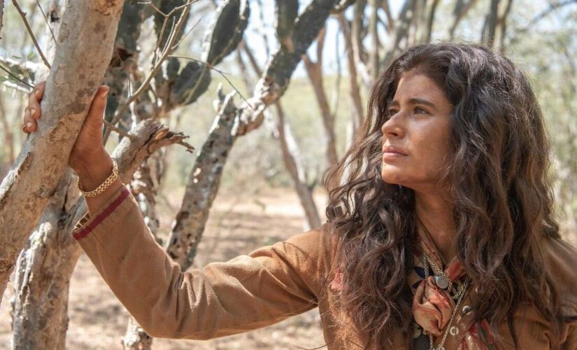 Novela, que terá 45 episódios de 50 minutos de duração cada, é uma história fictícia livremente inspirada na vida de Lampião e de Maria Bonita