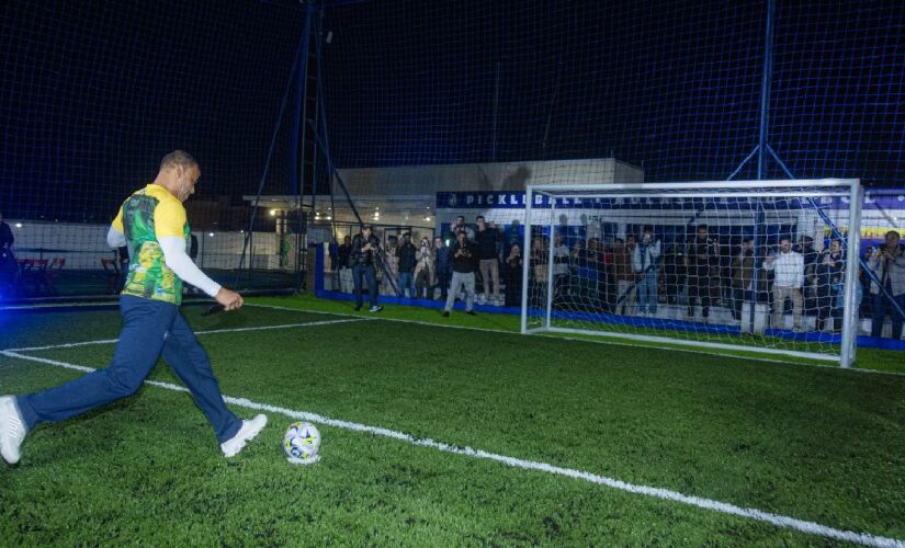 Cafu deu o pontapé inicial no projeto na noite desta quarta