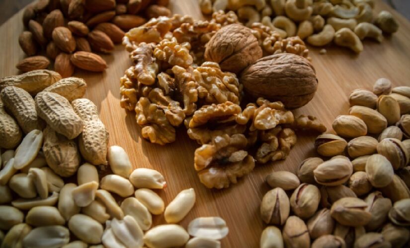 Frutas secas podem oferecer diversos nutrientes.