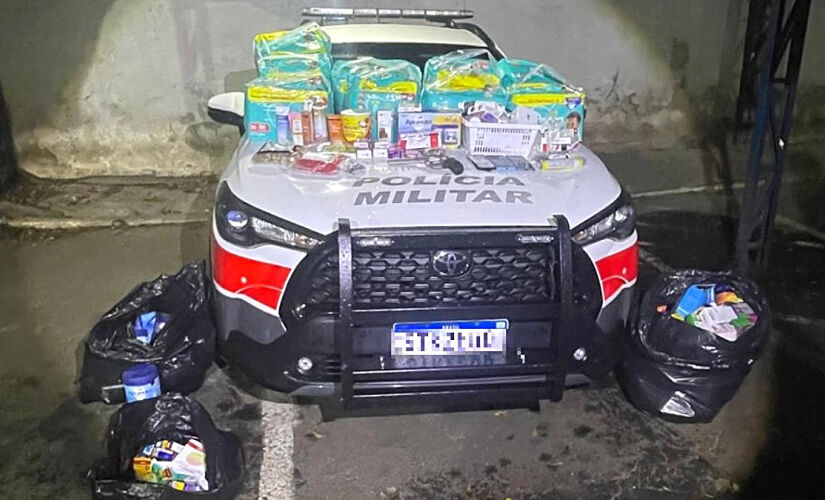 Polícia Militar (PM) prendeu um homem, de 36 anos, suspeito de roubar mais de R$ 200 mil em produtos de uma farmácia na zona oeste de São Paulo