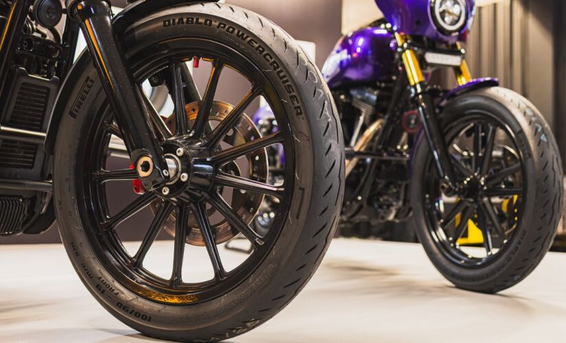 Pneus Pirelli Diablo Powercruiser