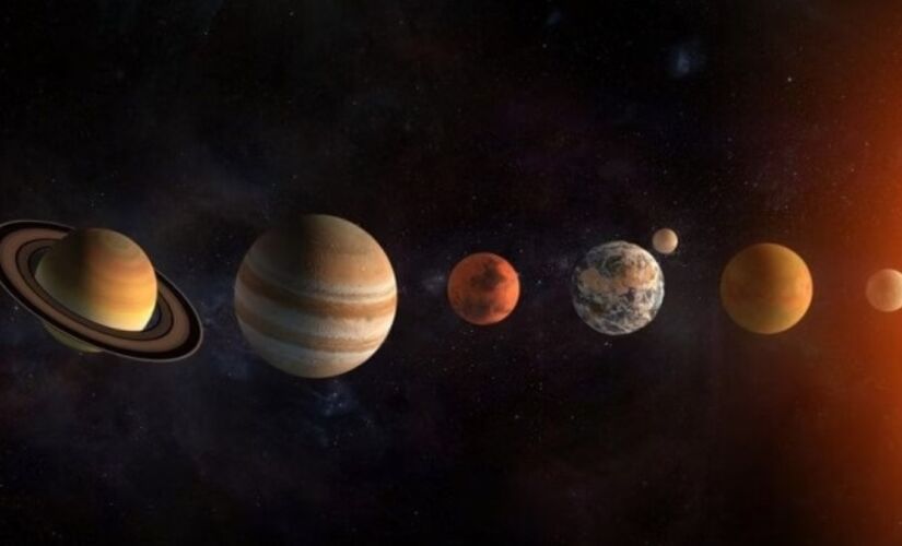 Netuno e Saturno entrarão em movimento retrógrado em julho