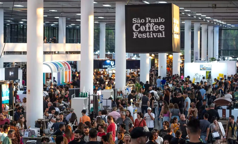 Com atrações que vão de experiências sensoriais a competições entre baristas, o festival reúne gastronomia, arte, música ao vivo e workshops