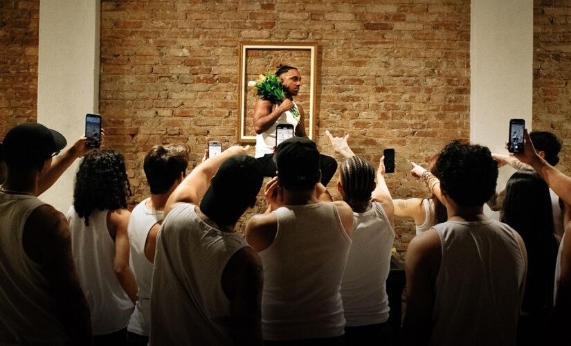 Capa do lançamento do rapper Sotam