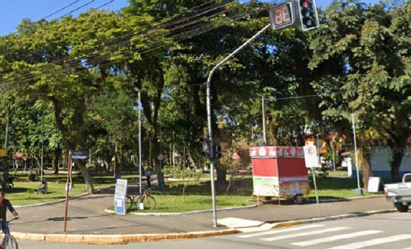 Praça 13 de Maio, na região central de Ubatuba