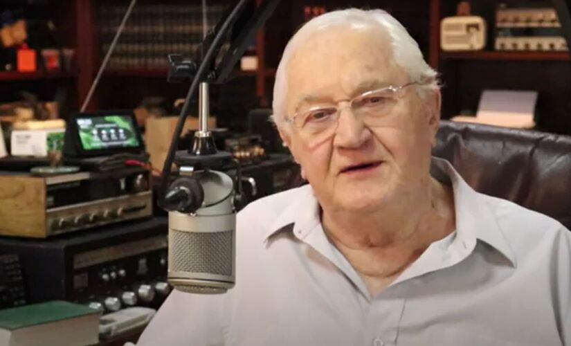 Boris Casoy criticou decisão da prefeita de Ubatuba