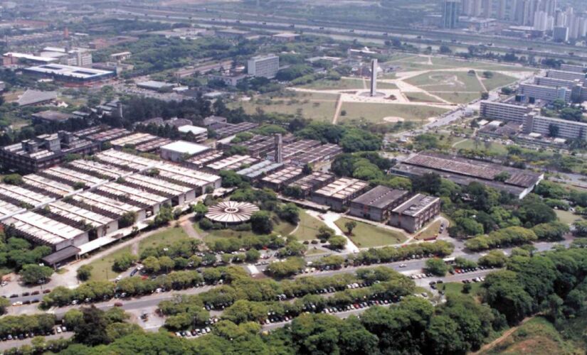 Com impressionantes 3,6 milhões de metros quadrados, o campus da USP no Butantã funciona como uma verdadeira cidade independente, com infraestrutura e serviços próprios. 