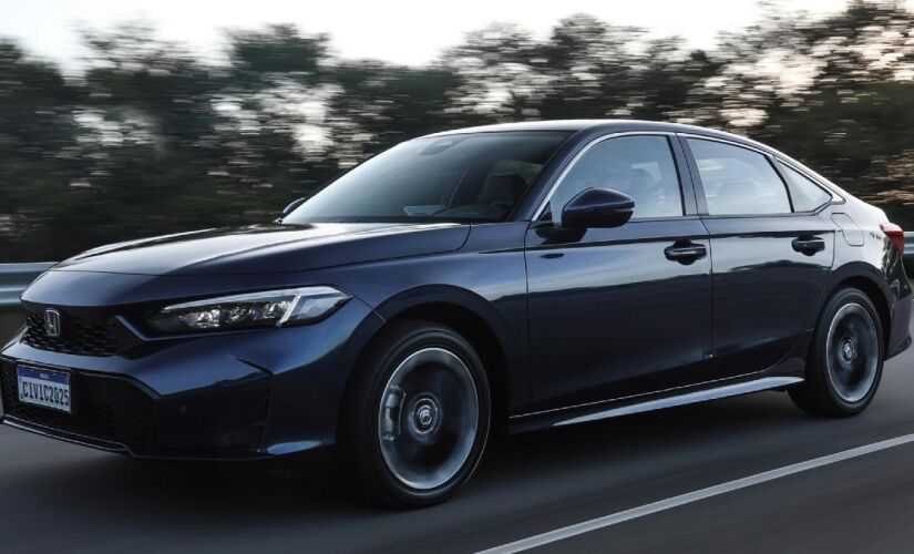 Honda Civic Advanced Hybrid chega às concessionárias brasileiras este mês