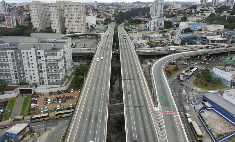 Avenidas Jacu Pêssego e Nova Trabalhadores receberam novos trechos da Faixa Azul
