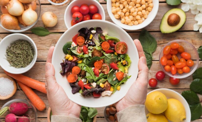 Nutrientes como ferro, vitamina D e B12 são essenciais para energia, imunidade e bem-estar