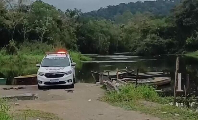 Equipe com três bombeiros foi deslocada até o local para fazer as buscas