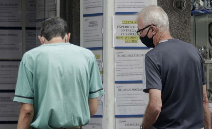 Número de desempregados representa uma queda em relação aos 6,1% registrados em novembro de 2024 