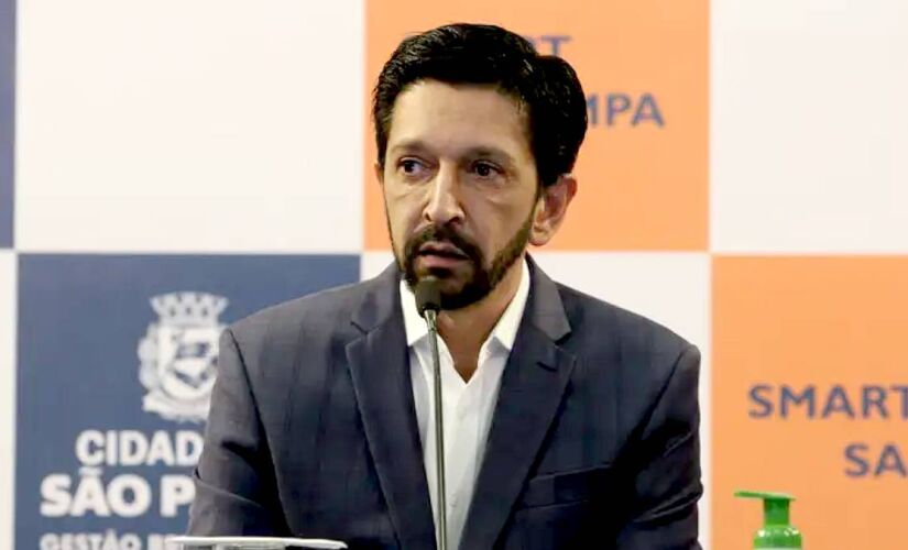 Em vídeo, Ricardo Nunes afirma que "todos os pagamentos foram repassados as empresas responsáveis"