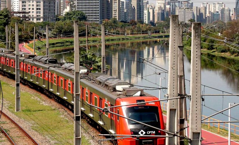 Trem CPTM