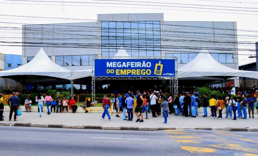 Destaque foi o mês de junho, com 817 contratações