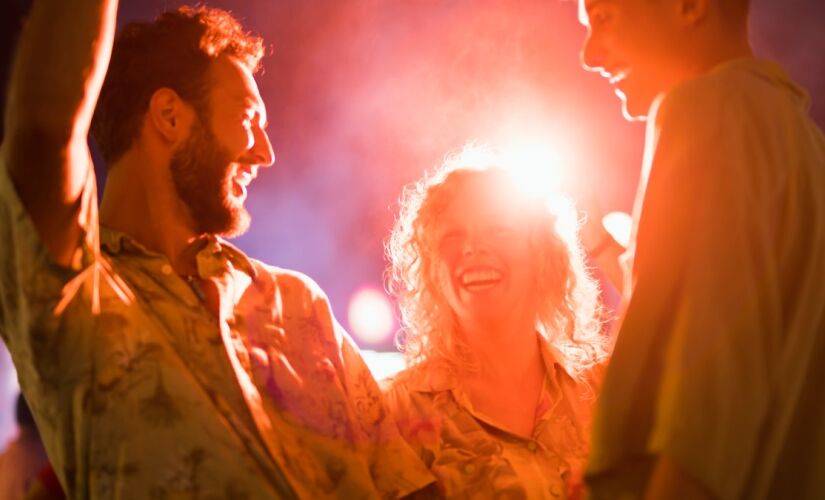 Energia logo cedo com festas que combinam música, movimento e nada de álcool