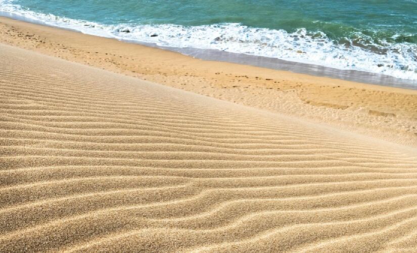 Areia da praia muda conforme os mistérios geológicos abaixo dela