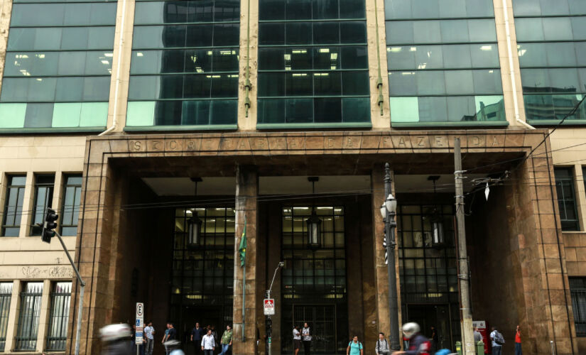 Publicação do edital depende da contratação da banca organizadora