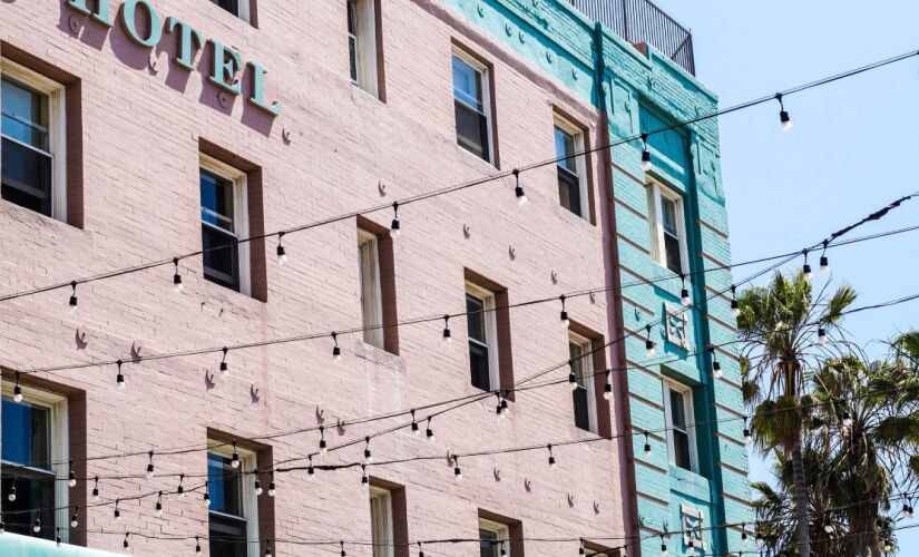 Ex-agente do FBI conta qual o andar mais seguro para se hospedar em um hotel