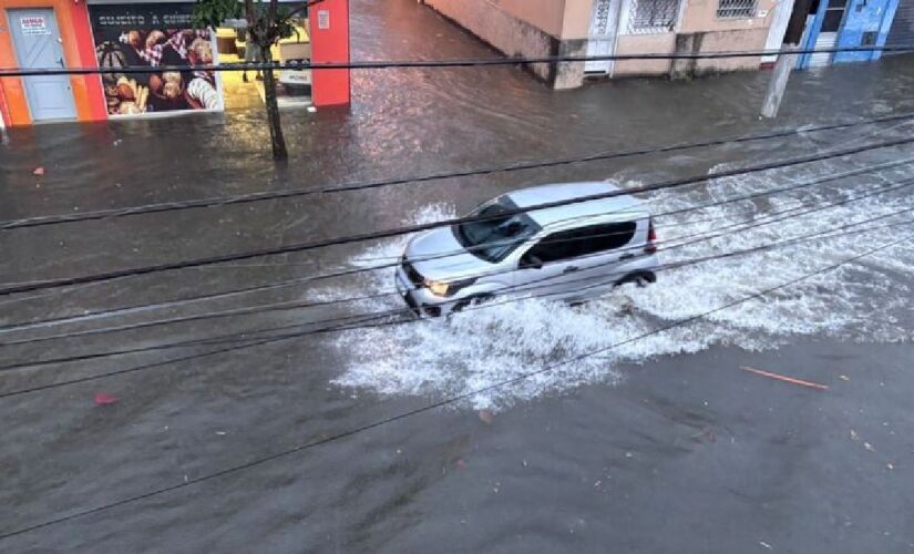 CET de Santos publicou alerta para os moradores evitarem sair de casa
