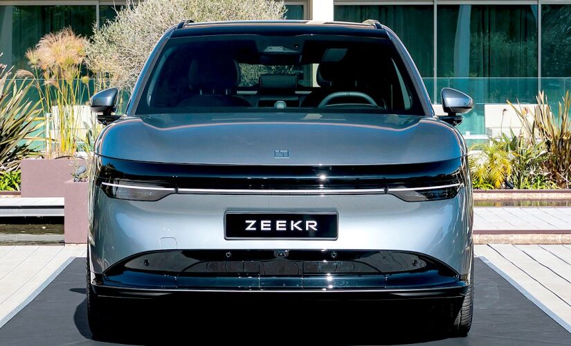 Com até 646 cv e pacote tecnológico completo, o modelo oferece alto desempenho e luxo por R$ 448 mil até o fim de agosto