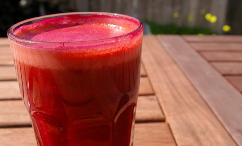 O suco de beterraba é ótimo para controlar pressão sanguínea