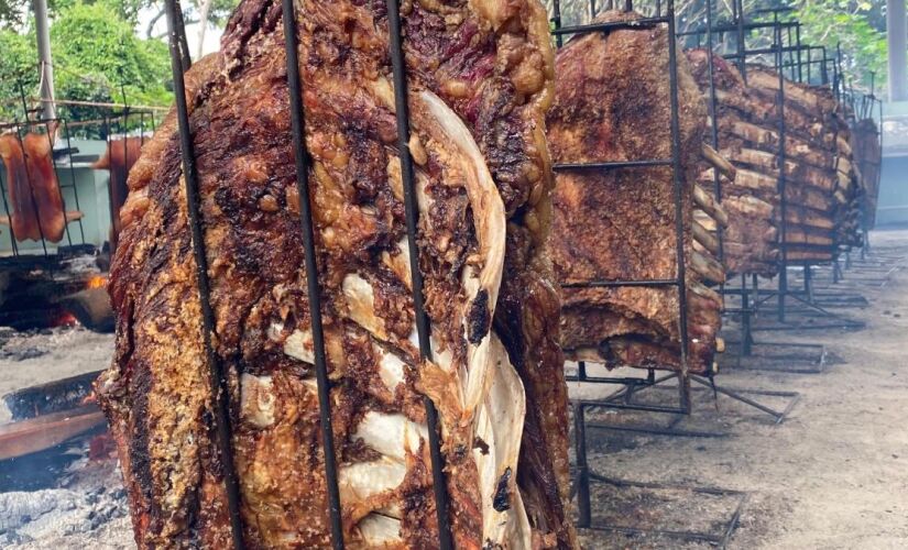 Evento terá meia tonelada de carnes, com opções que vão desde costela a fogo de chão, passando por leitão assado e frango