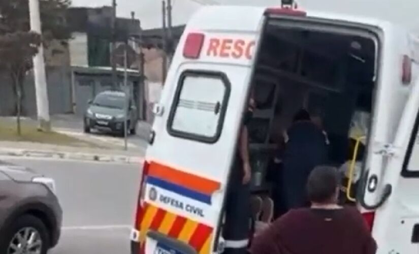Cheiro intenso é semelhante ao de tinta e se espalhou pela região e atingiu alunos e moradores