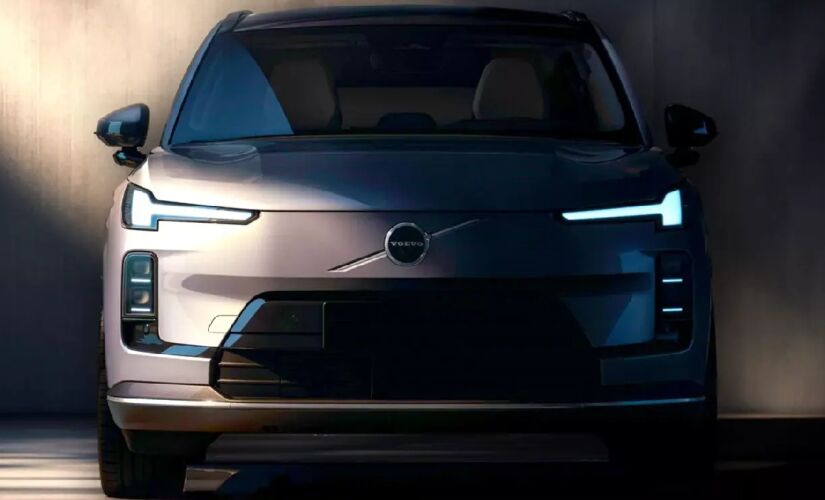 Novo SUV XC70 híbrido plug-in poderá chegar ao Brasil em breve
