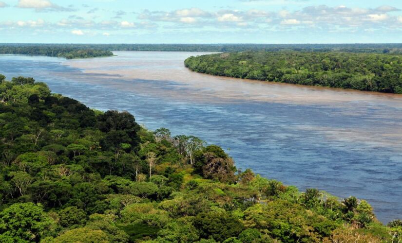 O Rio Amazonas É o maior rio do mundo em volume de água e, segundo muitos levantamentos recentes, também o mais extenso.
