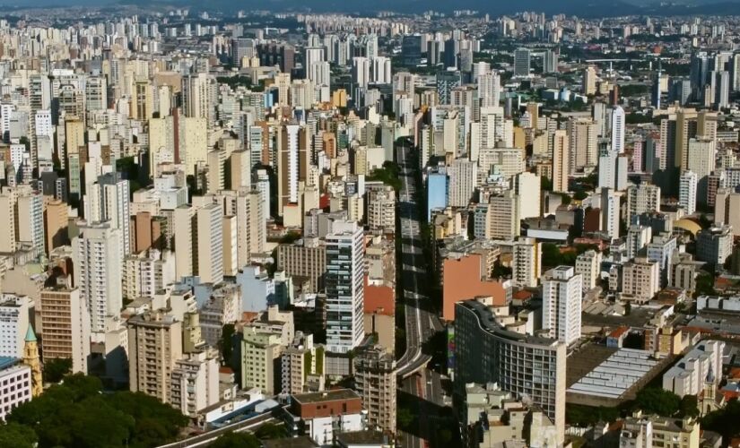 Rios foram em sua maioria enterrados para a construção da cidade