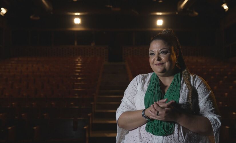 Cantora e compositora Fabiana Cozza durante a atração da TV Globo
