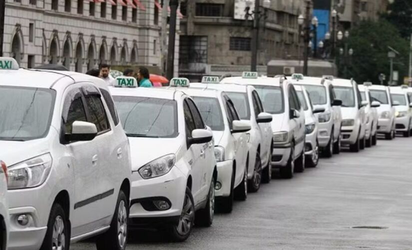 Taxistas de SP devem atualizar taxímetros até o dia 20 de outubro