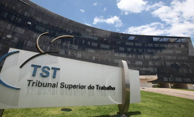 O objetivo, justificou o tribunal, evitar a 'aproximação de pessoas inconvenientes'