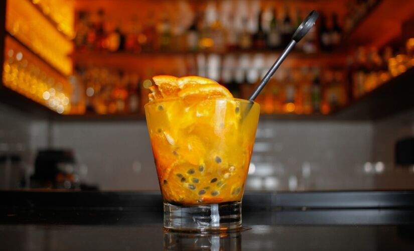 Caipirinha de tangerina com maracujá do L'Entrecôte d'Olivier