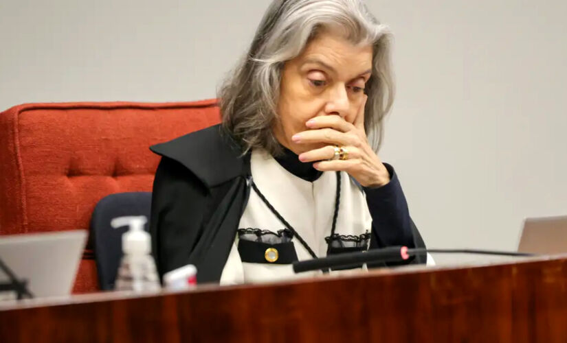 Ao recordar que as mulheres enfrentam um silenciamento de mais de dois mil anos, a ministra Cármen Lúcia revisitou uma reflexão que não se restringe ao passado