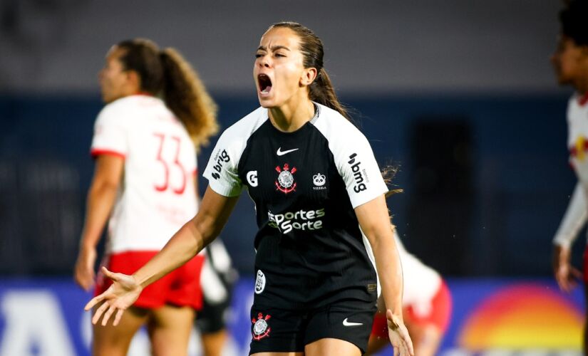 Corinthians e Cruzeiro se enfrentam, neste domingo, Brasileirão Feminino