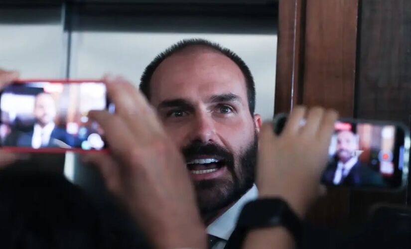 Deputado federal Eduardo Bolsonaro vive hoje nos Estados Unidos
