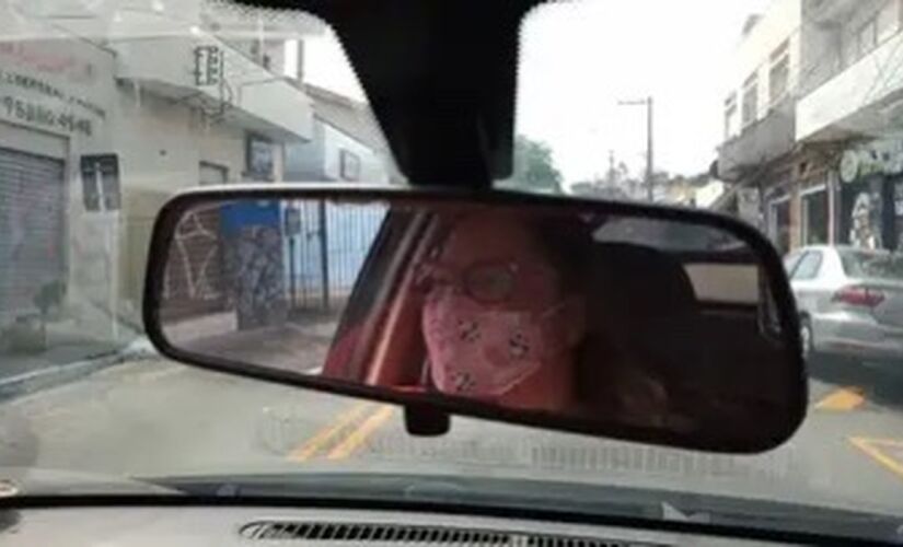 Idosos precisam apresentar exames regulares para manter a CNH ativa; especialistas explicam as mudanças.