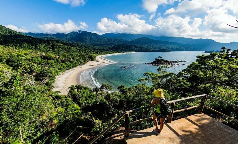 Clima favorece atividades ao ar livre, como trilhas, cachoeiras e passeios em áreas de preservação