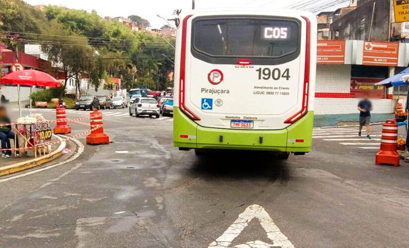 Linhas de ônibus das viações Pirajuçara e Fervima que circulam pela rua Antônio de Oliveira Salazar também sofrerão alterações